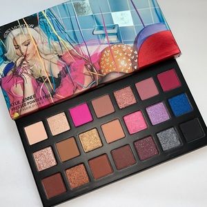 NEW! Kylie Cosmetics Palette